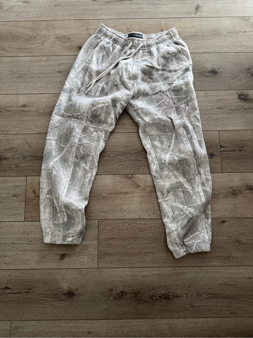 Abercrombie & Fitch Women's Light Gray Marble-Print Joggers